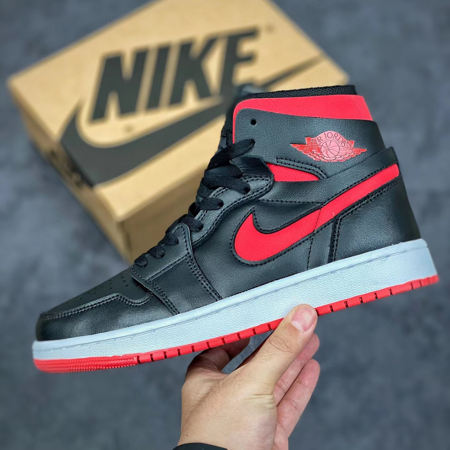 Nike Air Jordan 1 Zoom Air Cmft Bred Sneaker CT0979 006